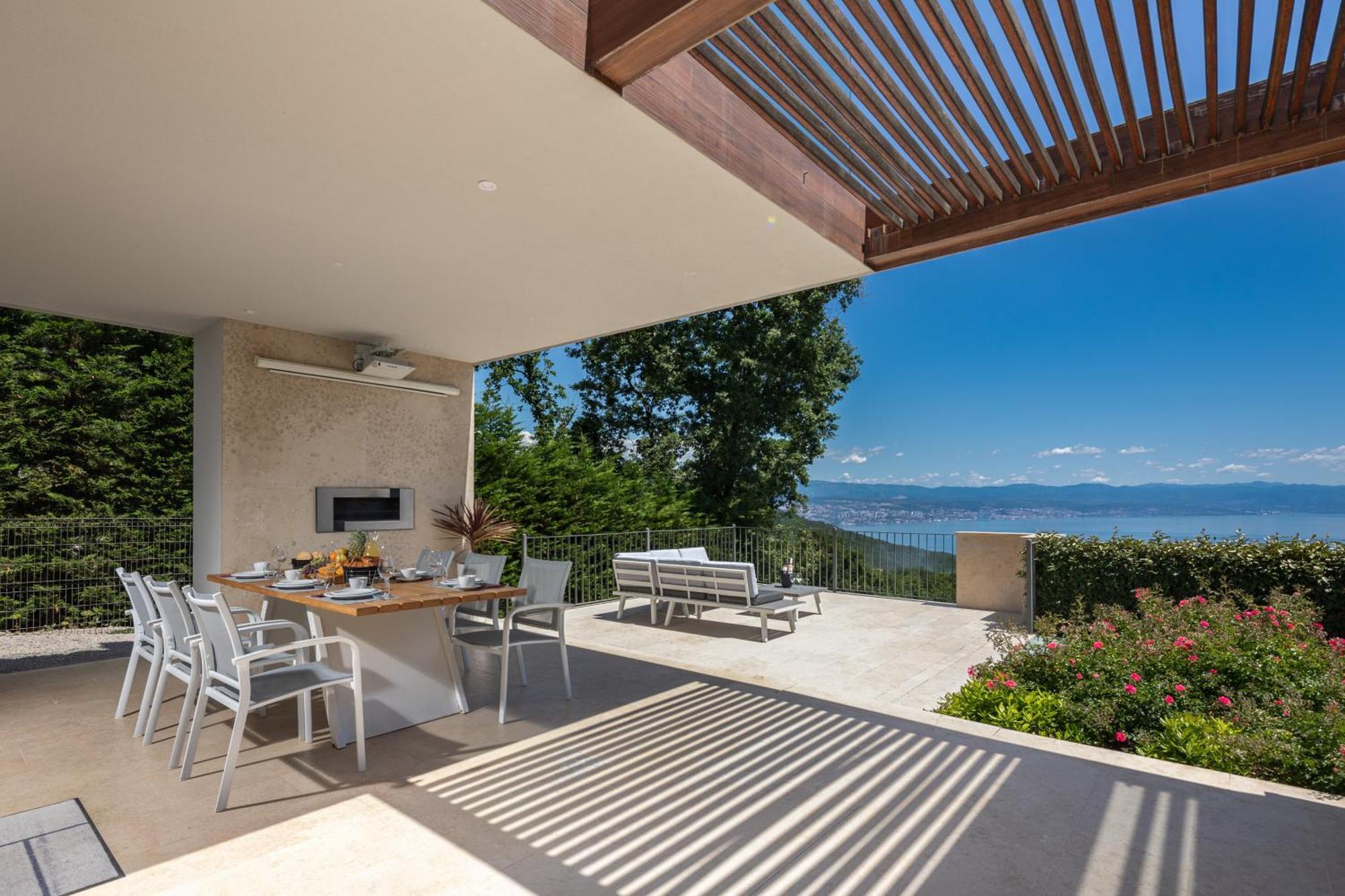 Villa Altavista - Seaview & Relax With Heated Pool & Minigolf Опатия Экстерьер фото