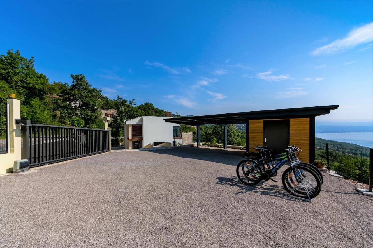 Villa Altavista - Seaview & Relax With Heated Pool & Minigolf Опатия Экстерьер фото