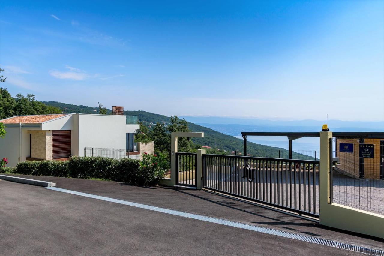 Villa Altavista - Seaview & Relax With Heated Pool & Minigolf Опатия Экстерьер фото